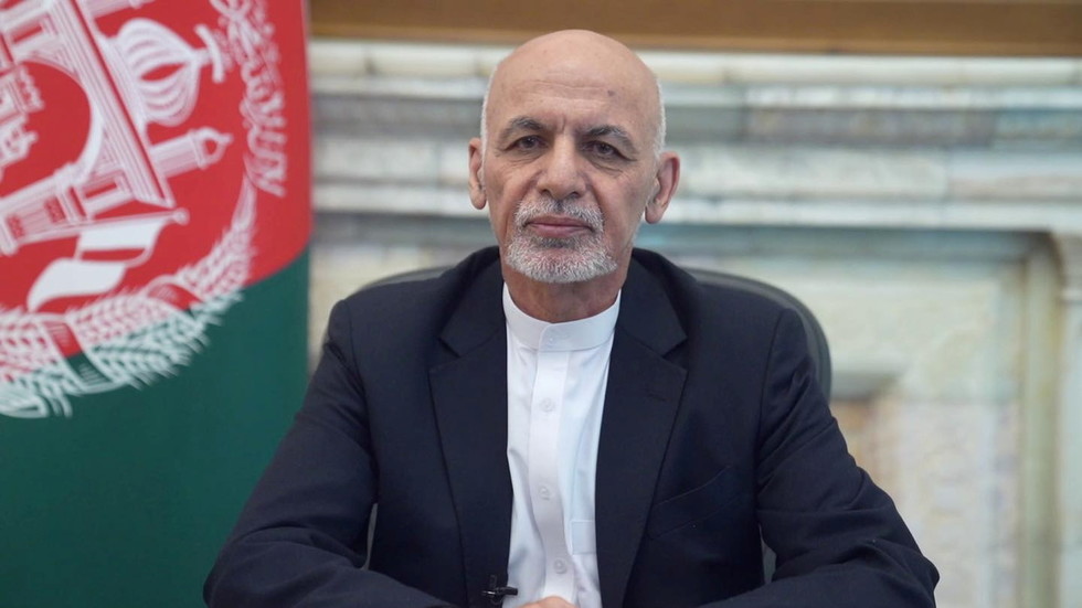 Kedutaan Rusia: Mantan Presiden Ashraf Ghani Tinggalkan Kabul Dengan Mobil-mobil Penuh Uang Tunai